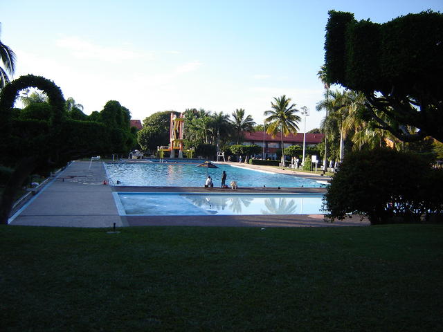 Good morning, Oaxtepec pool!