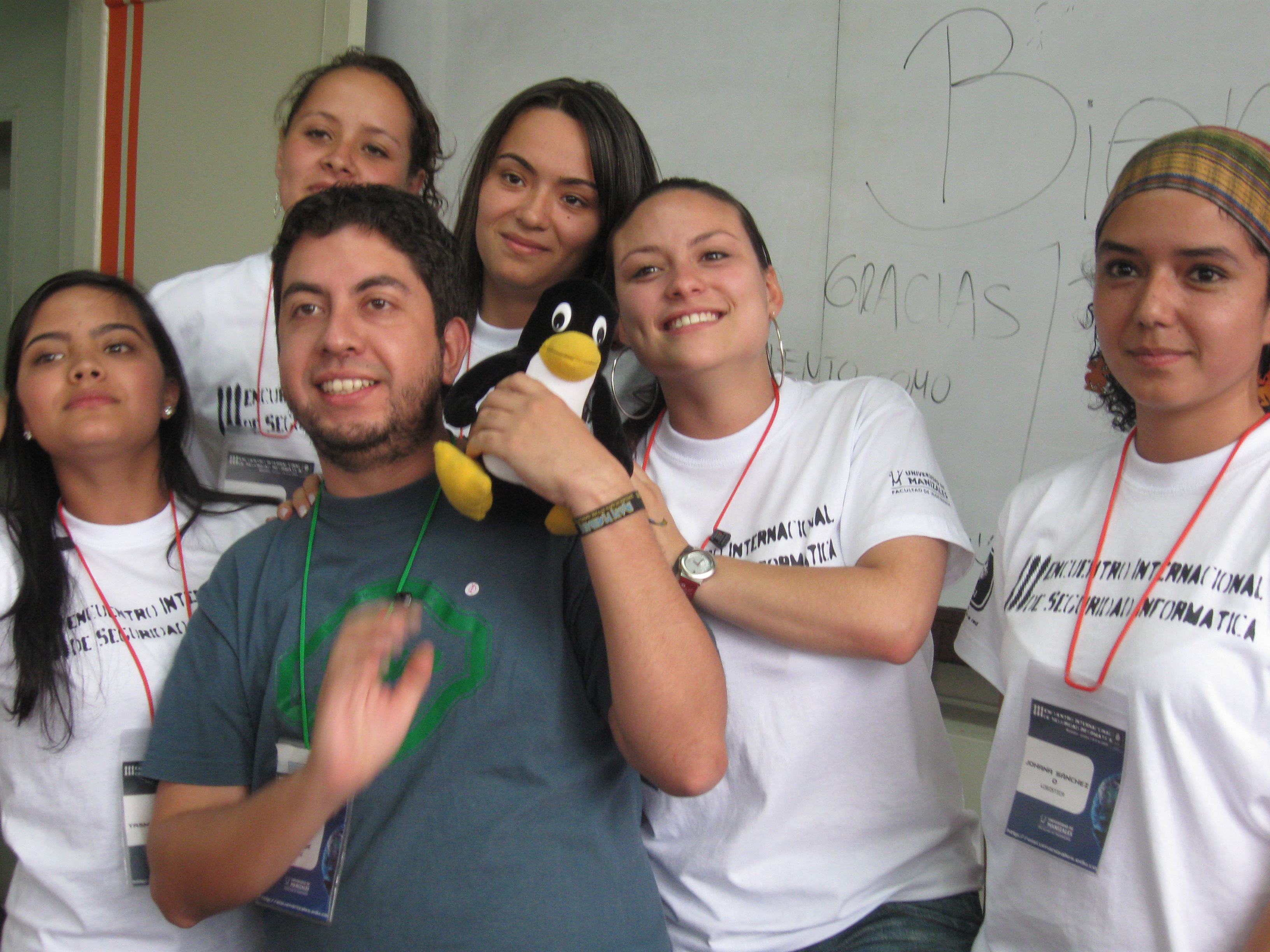 Luis, Tux and the nice Manizales hosts Luis, Tux and the nice Manizales hosts