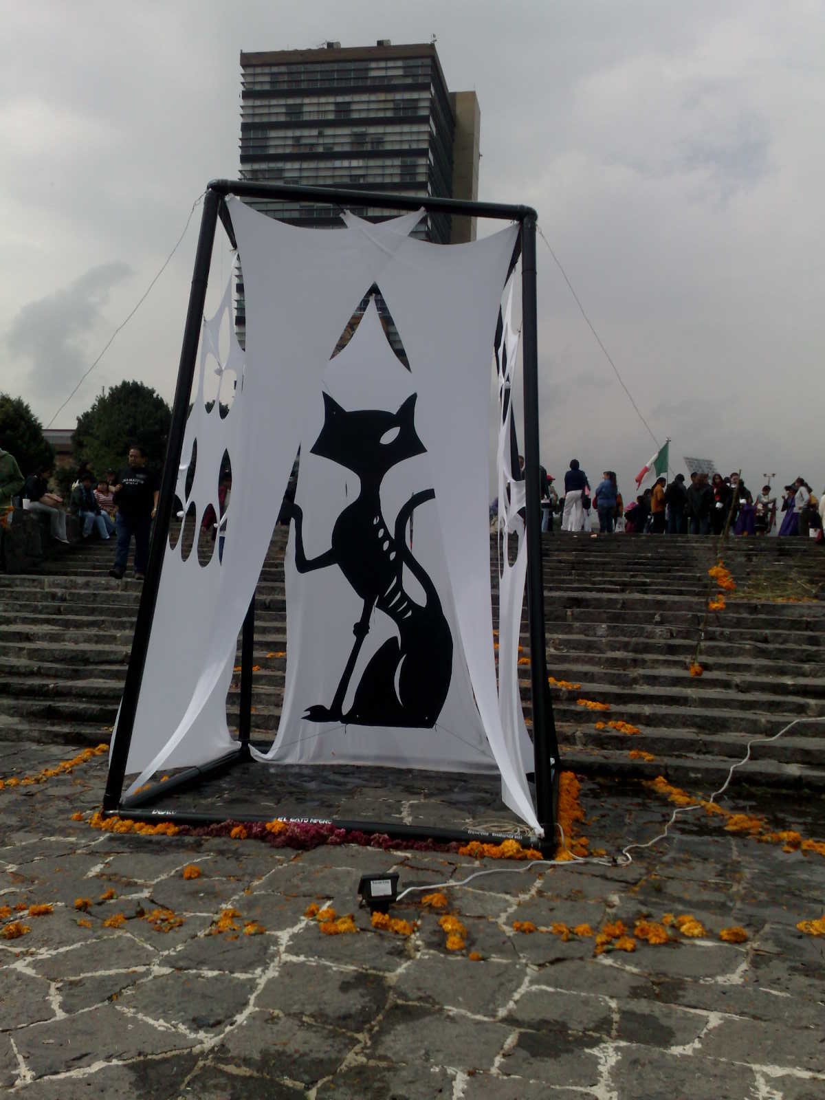 Altars in Megaofrenda UNAM 2009 Altars in Megaofrenda UNAM 2009