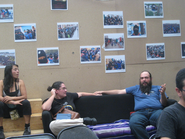 During my "how to contribute with Debian" talk at Rancho Electrónico During my "how to contribute with Debian" talk at Rancho Electrónico